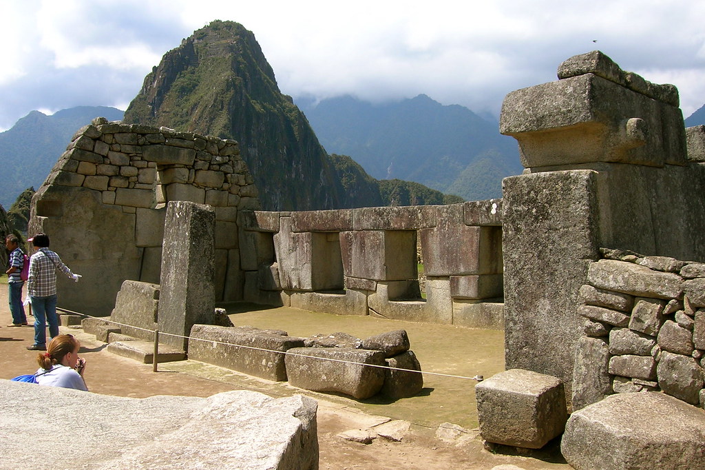 MACHUPICCHU