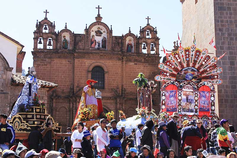 ¿CUALES SON LAS FIESTAS TRADICIONALES DE CUSCO?