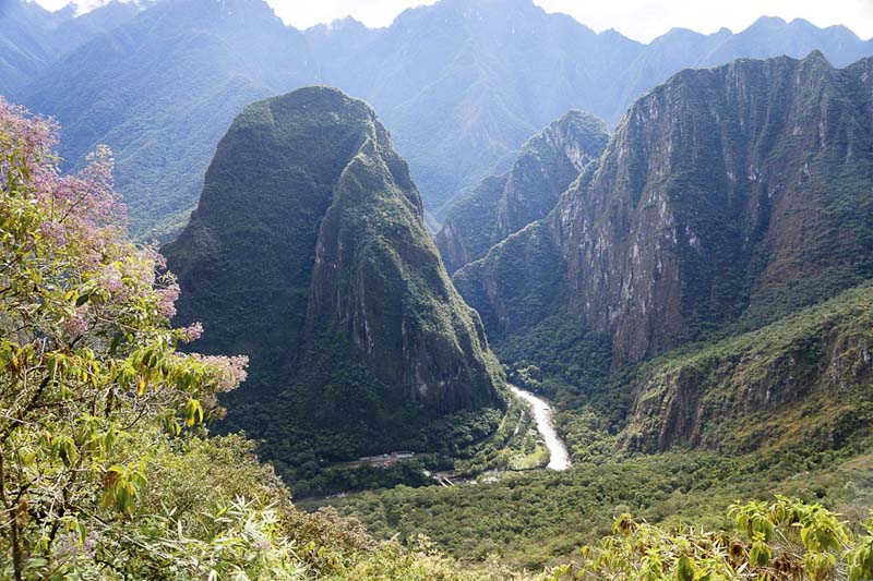 MONTAÑA PUTUCUSI