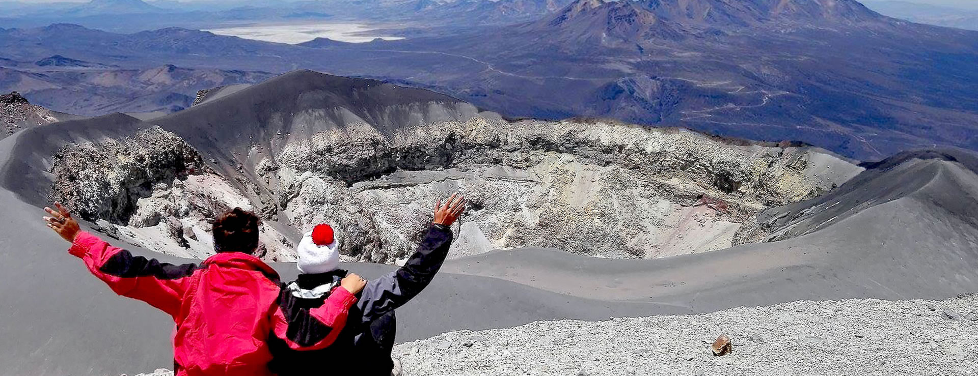 CUANTOS VOLCANES HAY EN TODO AREQUIPA?